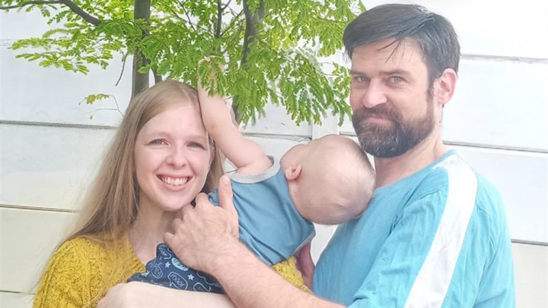 Jenna Etheridge and family